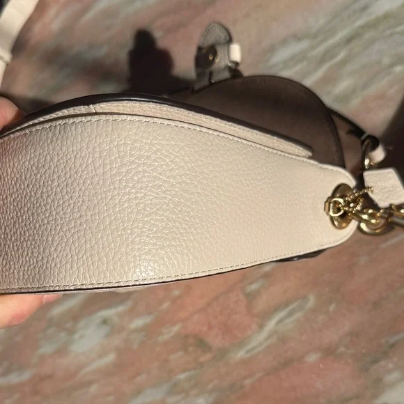 Coach EUC Off-White Leather shoulder & Crossbody Bag - Picture 6 of 16